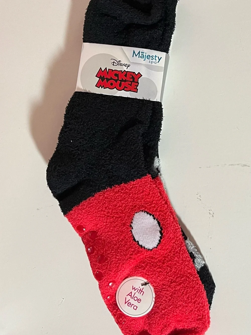 Disney - Mickey Mouse - Black and Red Fuzzy Spa Socks